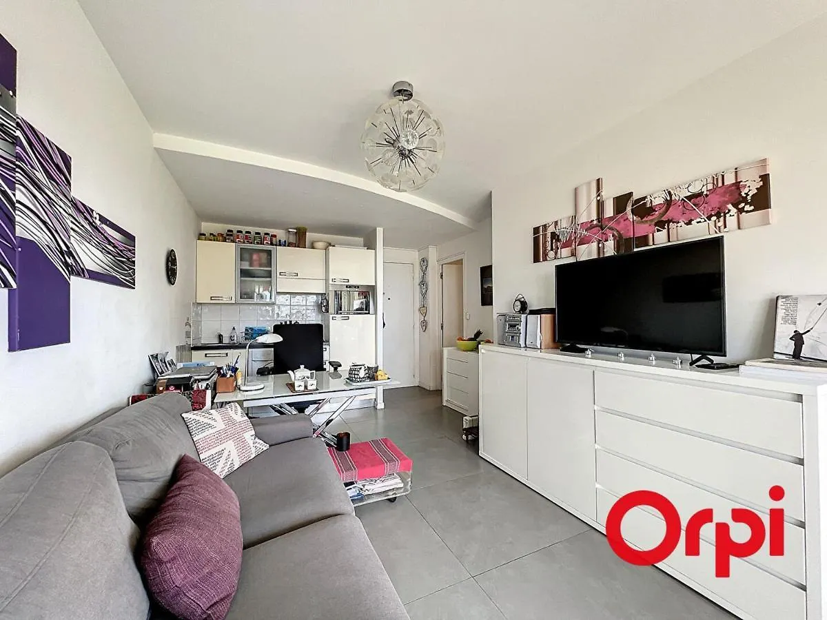 Calme 2 Pieces Avec Wifi, Terrasse Et Vue Mer A Menton - Fr-1-647-19 France