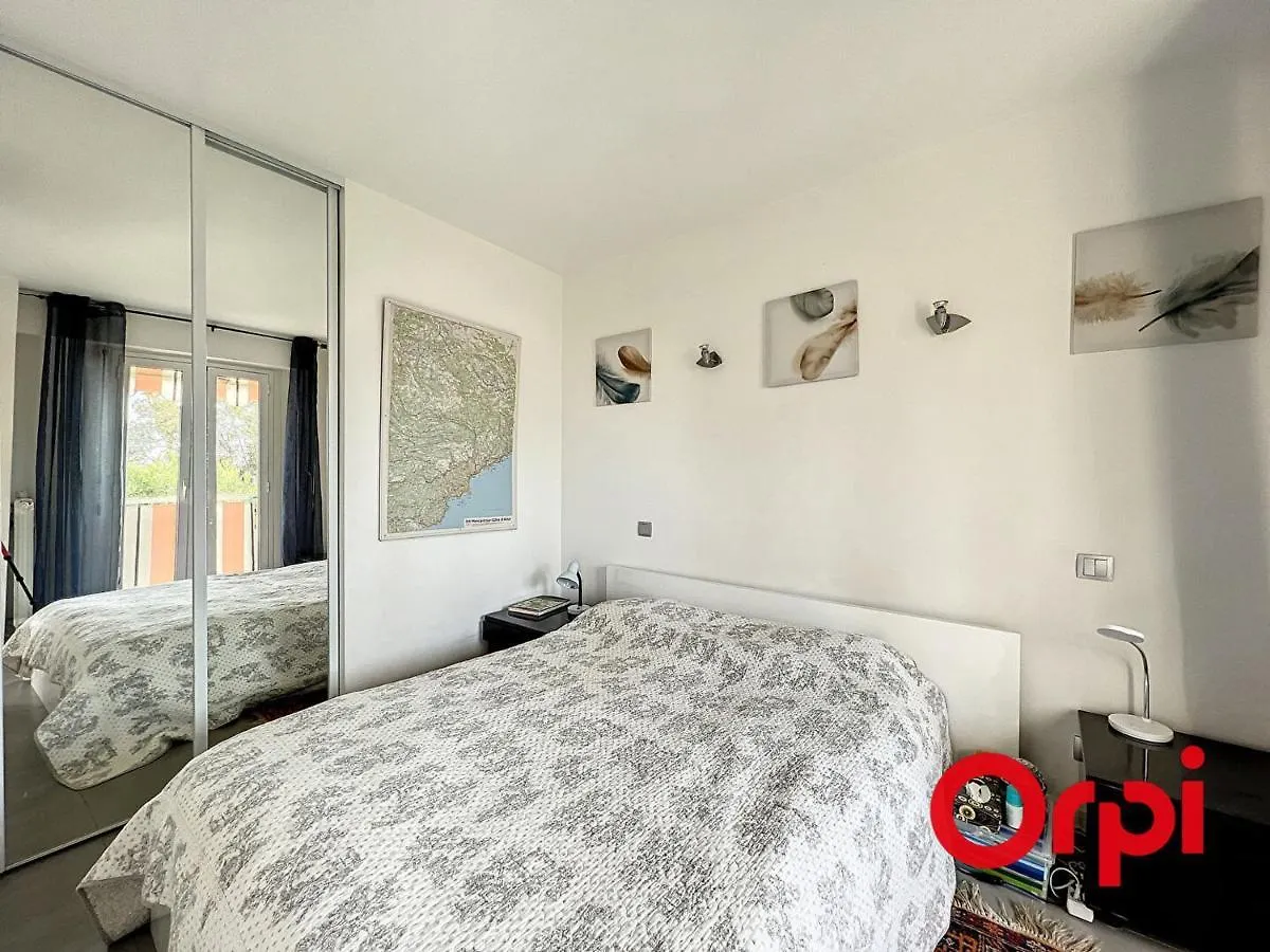 Calme 2 Pieces Avec Wifi, Terrasse Et Vue Mer A Menton - Fr-1-647-19 Apartment
