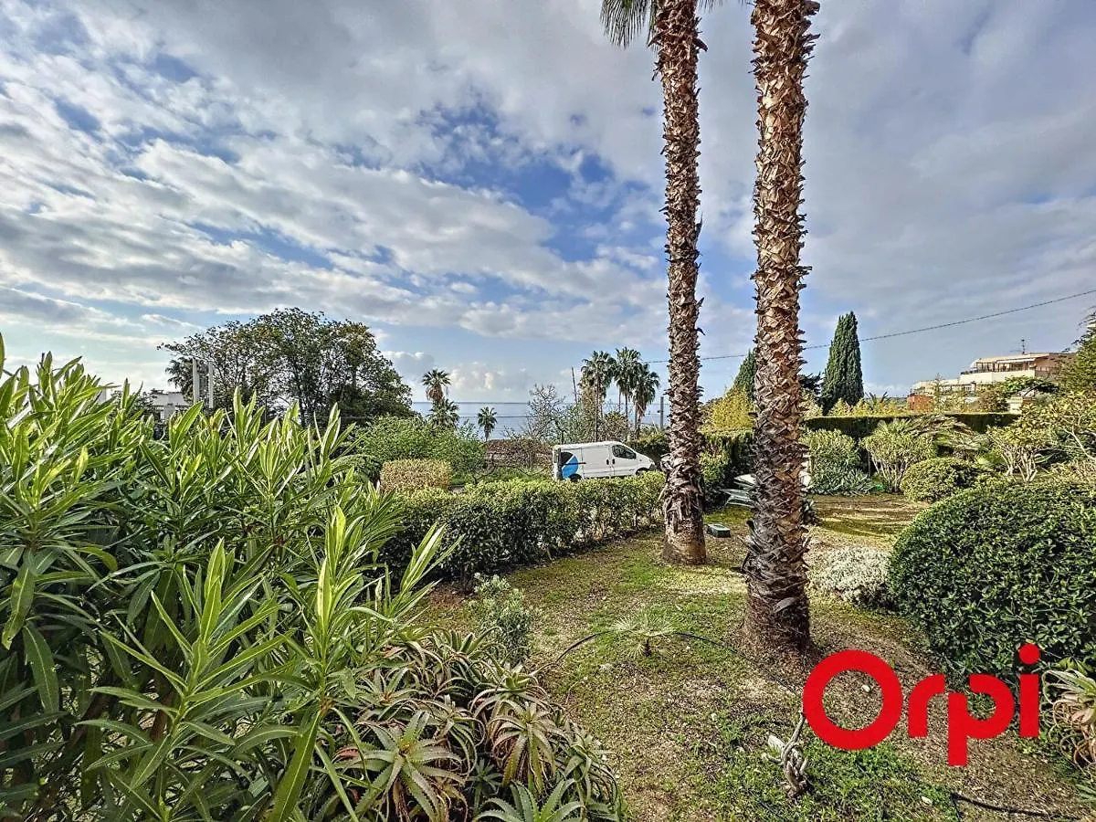 Apartment Calme 2 Pieces Avec Wifi, Terrasse Et Vue Mer A Menton - Fr-1-647-19